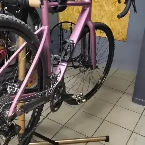 CraftBike в Instagram: Безопасность или «и так сойдет»? 🤔

Начинаем день с серьезного: подвеску на первом аппарате пере…